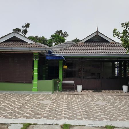 فيلا Inapdesa Teratak Bonda, Sepri Rembau المظهر الخارجي الصورة